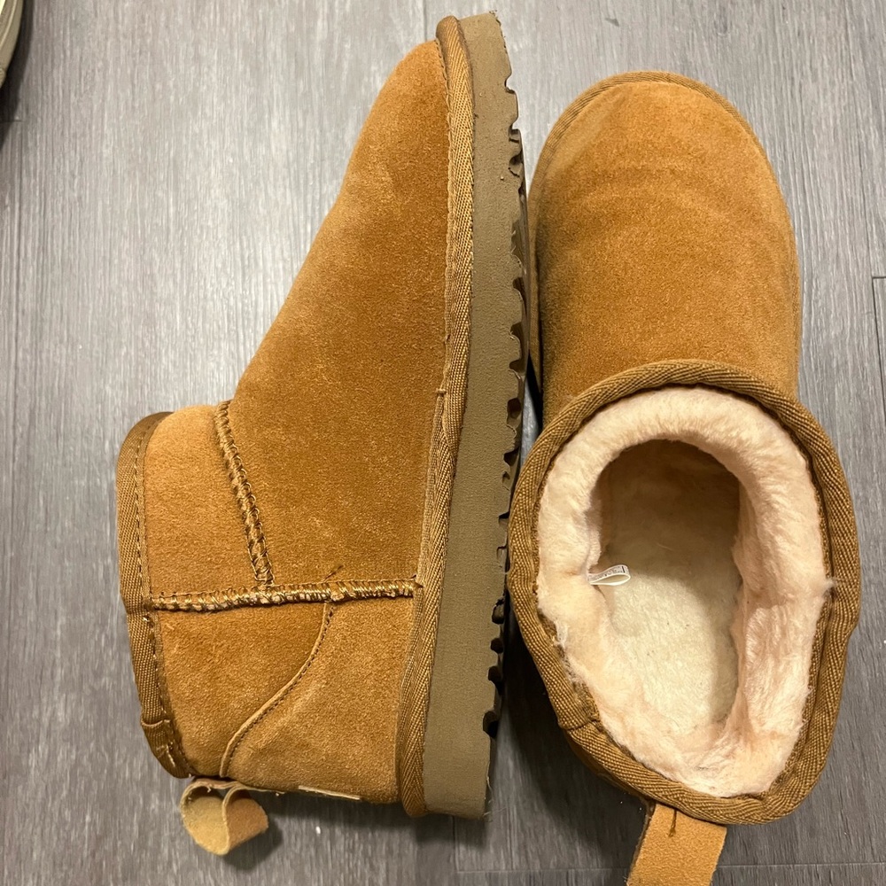 Short Chestnut UGG *Inspired* Boots